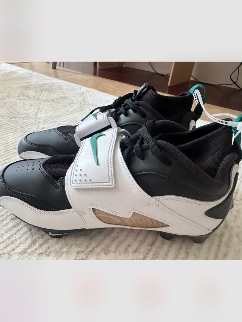 Nike Diamond Turf 93 TD Emerald Football Cleats Men’s Size 10 HF5298-102